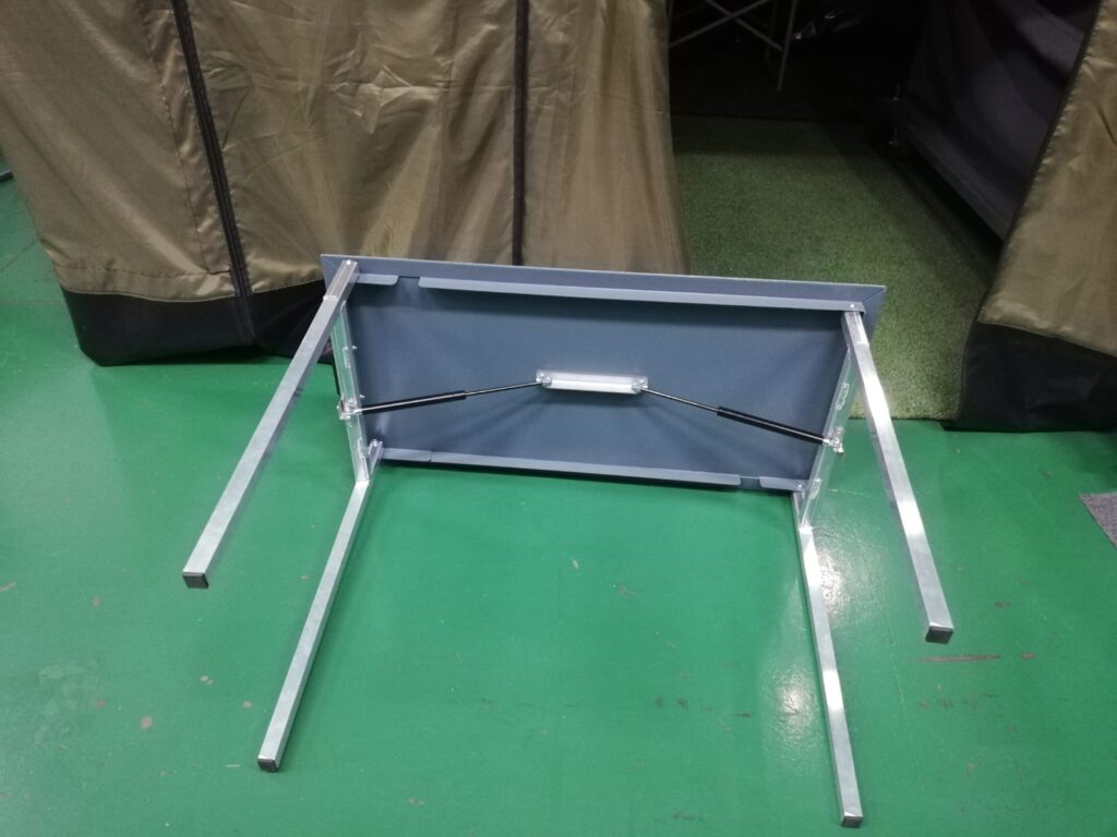 Outside Table 1mx5m Open