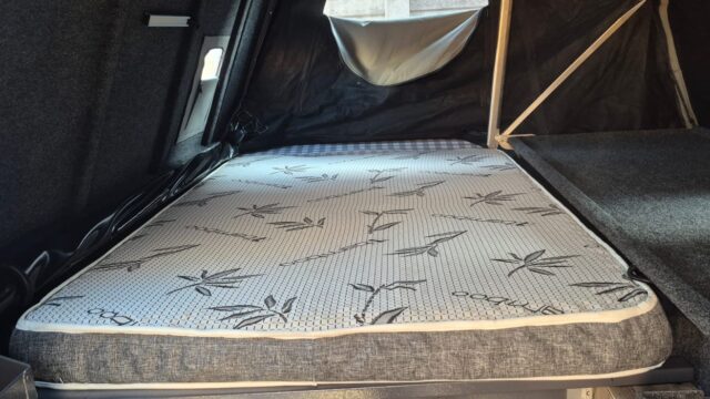 7.Inside Mattress