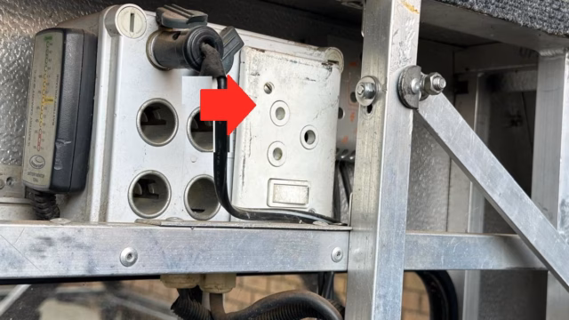 Plug – 220V